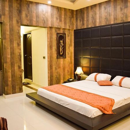 Royal Inn Hotel Карачи Екстериор снимка