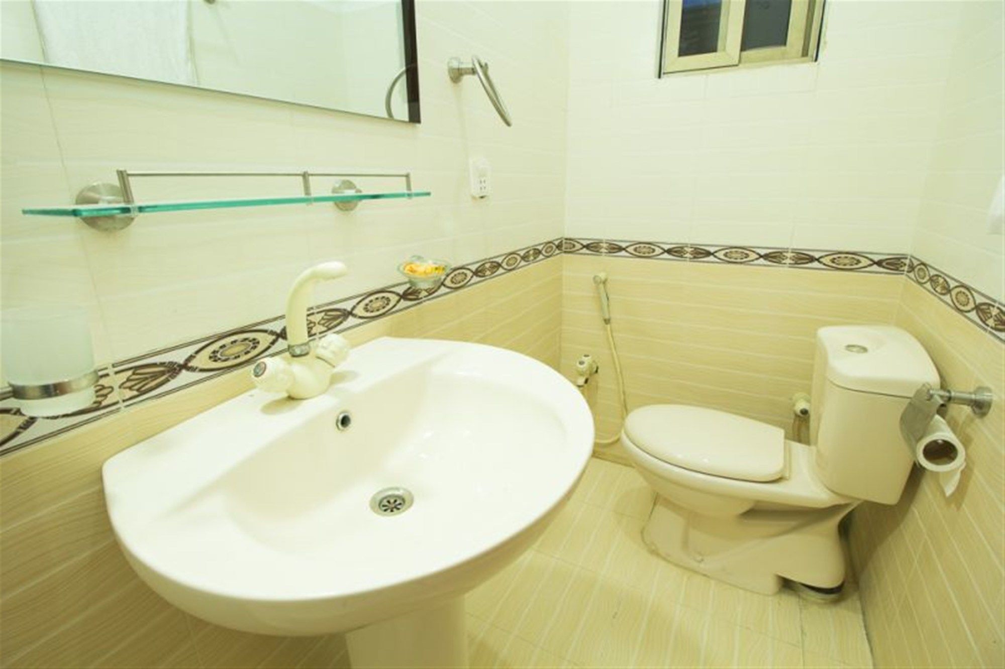 Royal Inn Hotel Карачи Екстериор снимка