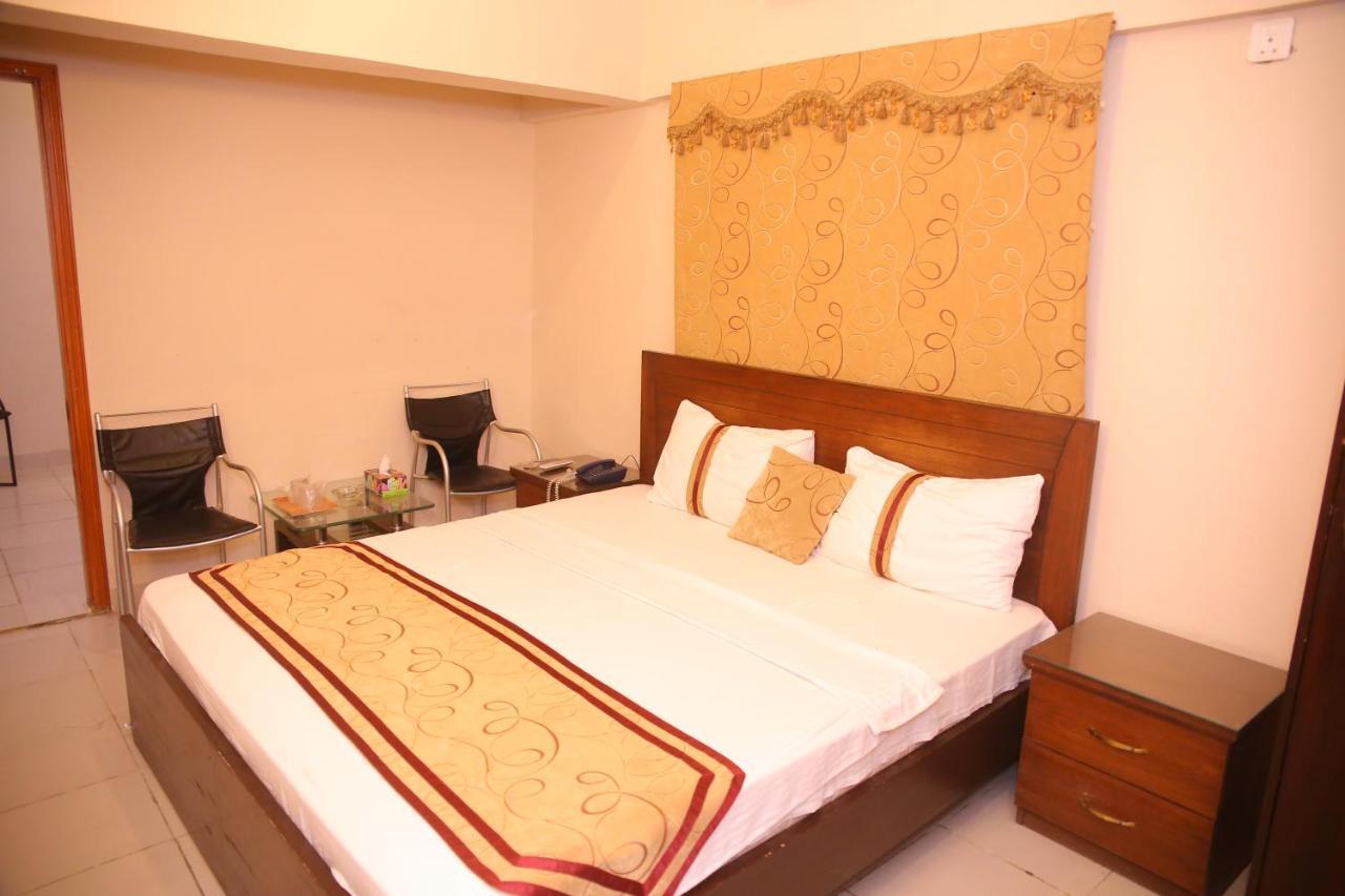 Royal Inn Hotel Карачи Екстериор снимка