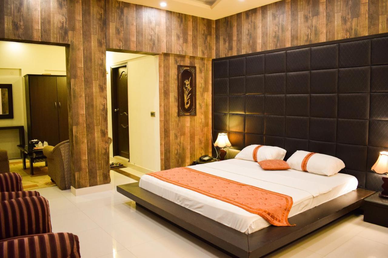 Royal Inn Hotel Карачи Екстериор снимка
